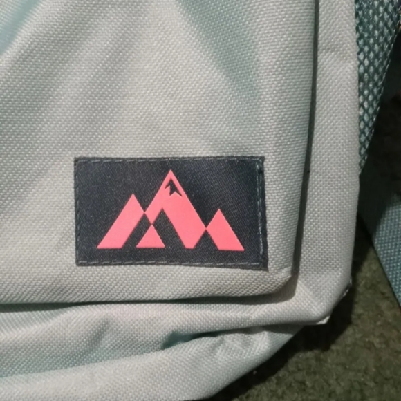 TrailMaker Back Pack - Picture 6 of 8